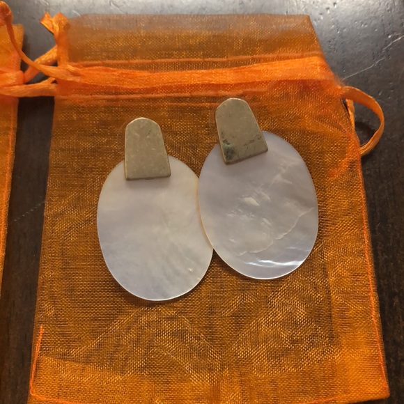 EUC 3 Pair Preowned Pierced Earrings - Picture 4 of 7